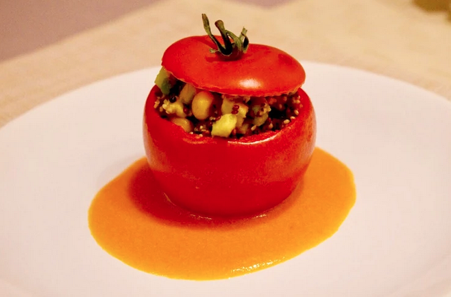 PURE VEGAN TOMATO WITH QUINOA