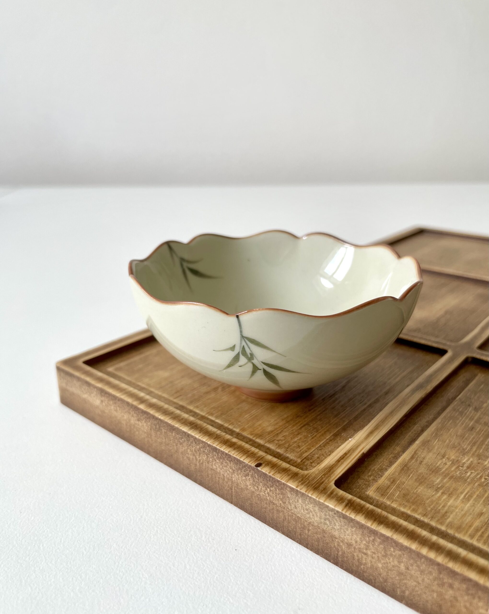 Lotus-Shaped Tea Cup – Hand-Painted Bamboo Design