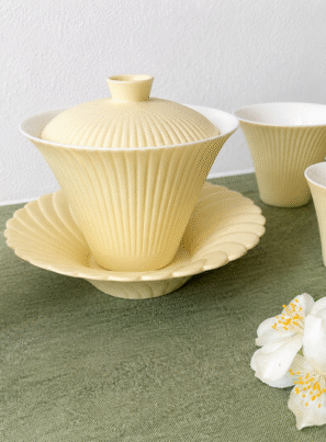 Yellow tea set